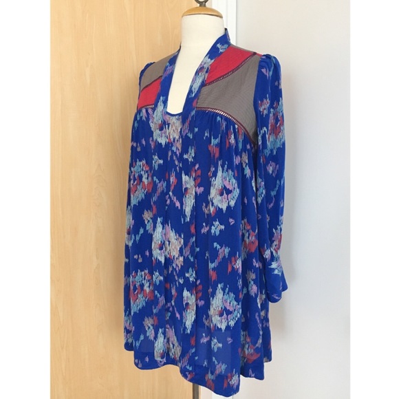 Lux Dresses & Skirts - Lux Vintage 100% Silk Print Front Tie Tunic Dress